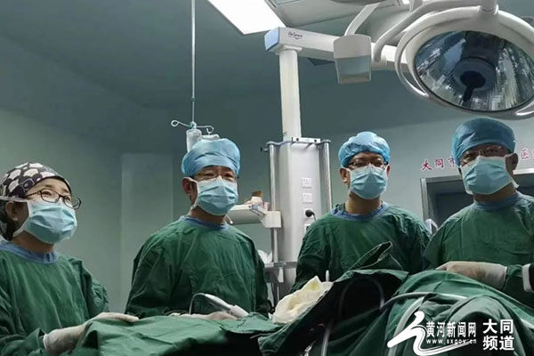 ​大同市五医院完成一腹腔镜下胰十二指肠切除术