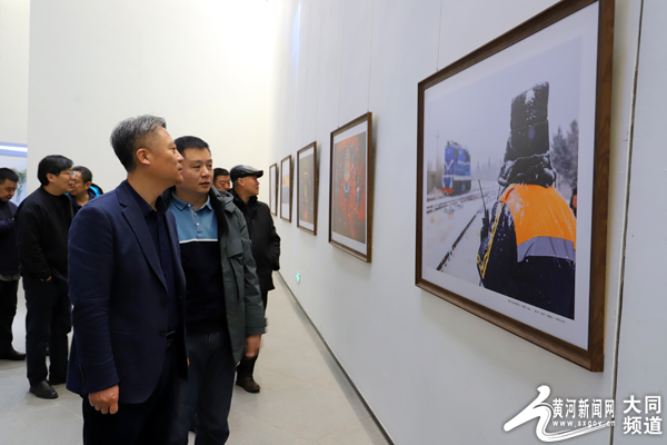 赢博体育app首届全国赢博体育“情暖冬季 镜美大同”摄影展开展(图4)